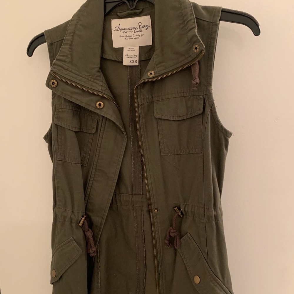 American rag utility vest green size xx small